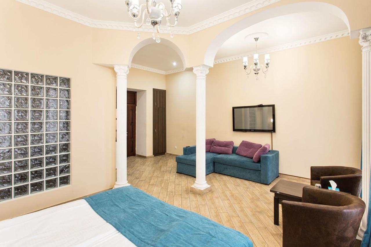 Hotel Baron Odessa Buitenkant foto