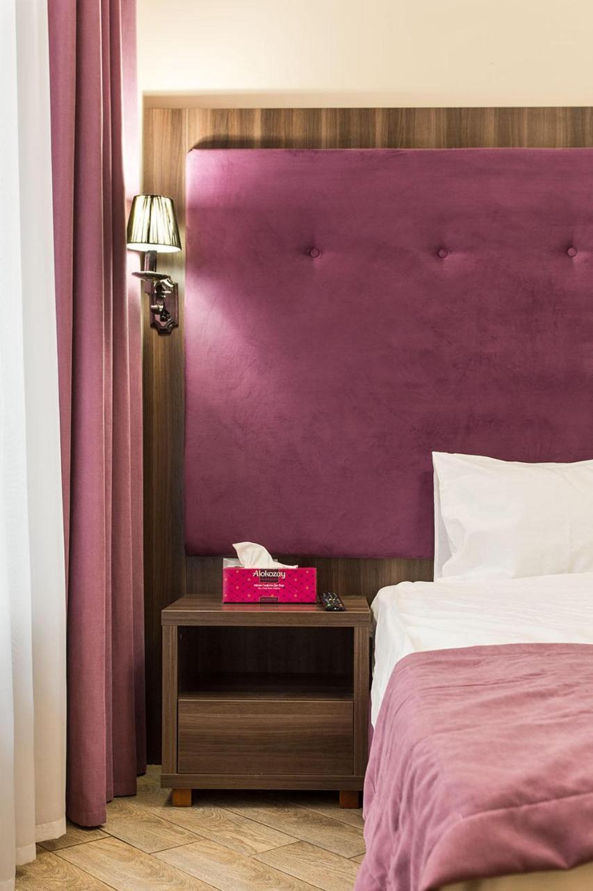 Hotel Baron Odessa Buitenkant foto