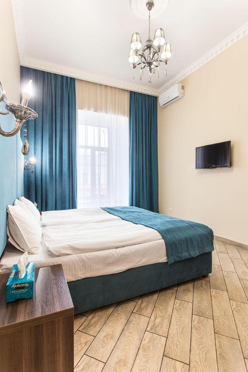 Hotel Baron Odessa Buitenkant foto